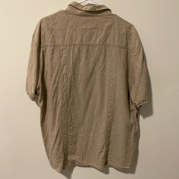 🌲 Denver Hayes Khaki Button Down Short Sleeve - Picture 2 of 2